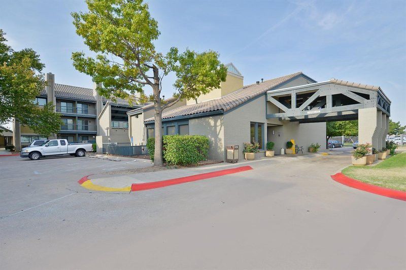 Americas Best Value Inn & Suites Extended Stay - Tulsa Exterior foto